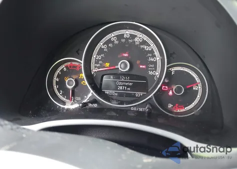 2018 Volkswagen Beetle 2.0T Se z USA, uszkodzony, nr VIN 3VWJD7AT5JM726605